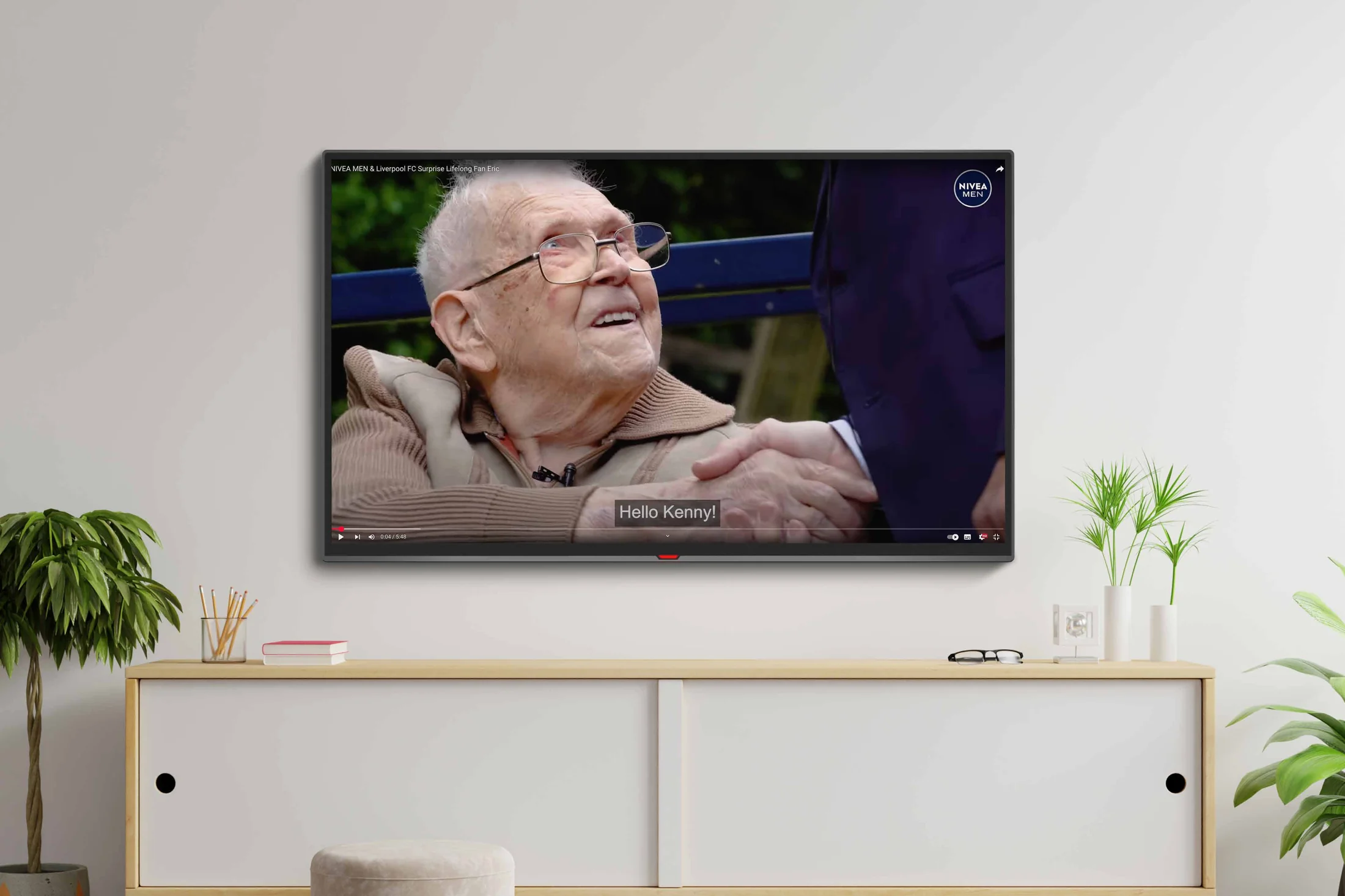 Eric’s story from the NIVEA MEN Dear Liverpool campaign playing on a television